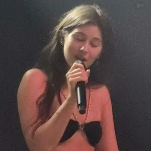 Gracie Abrams OnlyFans Leaked Free Thumbnail Picture - #HhfdNUIVdS