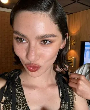 Gracie Abrams OnlyFans Leaked Free Thumbnail Picture - #Sm4DoGHlZT