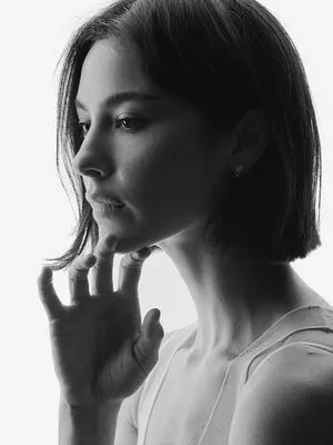 Gracie Abrams OnlyFans Leaked Free Thumbnail Picture - #U3C28Zrck2