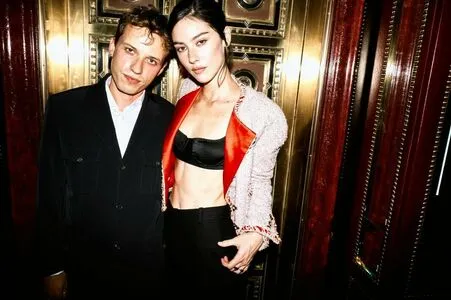 Gracie Abrams OnlyFans Leaked Free Thumbnail Picture - #YrrIYj6Li0