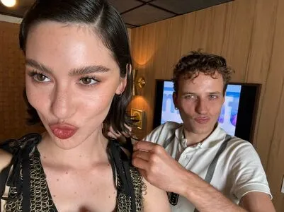 Gracie Abrams OnlyFans Leaked Free Thumbnail Picture - #Zf1wp6O5CY