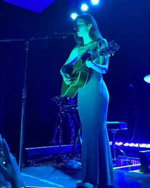 Gracie Abrams OnlyFans Leaked Free Thumbnail Picture - #akl6q4zJZ6