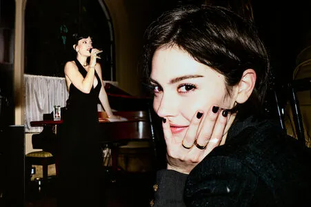 Gracie Abrams OnlyFans Leaked Free Thumbnail Picture - #fvETIlzdbM