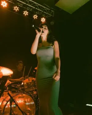 Gracie Abrams OnlyFans Leaked Free Thumbnail Picture - #ixTJyfVNvv