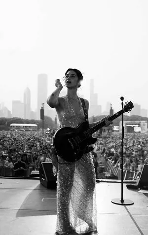 Gracie Abrams OnlyFans Leaked Free Thumbnail Picture - #qxLkqP8Bij