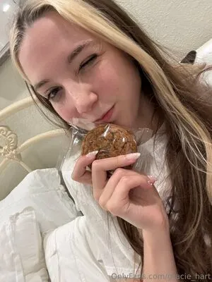 Gracie Hart OnlyFans Leaked Free Thumbnail Picture - #FK29fb2AKb
