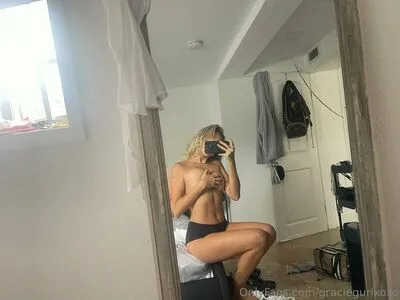 Graciegurlxoxo OnlyFans Leaked Free Thumbnail Picture - #jDKVJaZESc