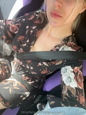 Graciemae33 OnlyFans Leaked Free Thumbnail Picture - #I4wFynewE8
