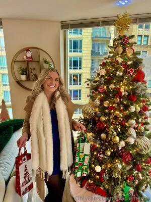 Graciemaexx OnlyFans Leaked Free Thumbnail Picture - #667AJu4EcU