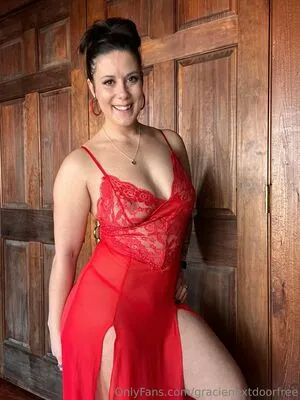 Gracienextdoorfree OnlyFans Leaked Free Thumbnail Picture - #AhIJXuV8o2