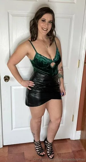 Gracienextdoorfree OnlyFans Leaked Free Thumbnail Picture - #Y5ZZ5K7q8u