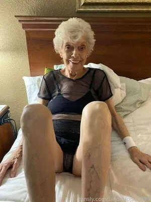 Grandma Linda Lindahope1939 Lucy Cutest OnlyFans Leaked Free Thumbnail Picture - #s50yBlQDyd