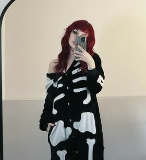 Graveghostie OnlyFans Leaked Free Thumbnail Picture - #1svjqvn5aS