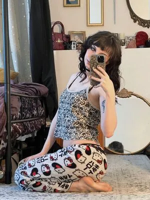 Graveghostie OnlyFans Leaked Free Thumbnail Picture - #GwEE6JSUgq