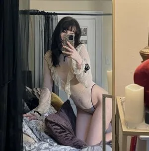 Graveghostie OnlyFans Leaked Free Thumbnail Picture - #IGRcDfWulL