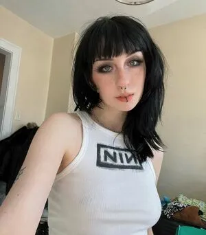 Graveghostie OnlyFans Leaked Free Thumbnail Picture - #g1v3dNONMH