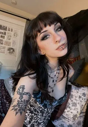 Graveghostie OnlyFans Leaked Free Thumbnail Picture - #urBzBBpjMb