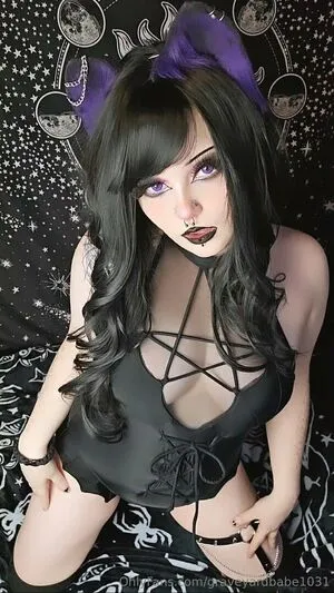 Graveyardbabe1031 OnlyFans Leaked Free Thumbnail Picture - #4BY0nx08ON