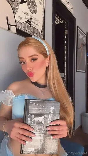 Grecefeet OnlyFans Leaked Free Thumbnail Picture - #hX7vl4BAro