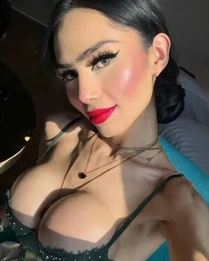 Grecia Dorado OnlyFans Leaked Free Thumbnail Picture - #miGrUEjnrl