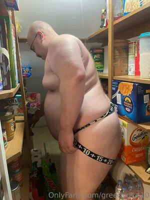 Greedyglut10 OnlyFans Leaked Free Thumbnail Picture - #OUlm5fAare