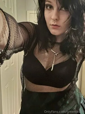 Greentea98 OnlyFans Leaked Free Thumbnail Picture - #30GuMFDM4G