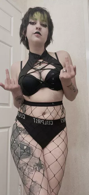 Gremlinbxtch OnlyFans Leaked Free Thumbnail Picture - #AsxMQzqzYQ