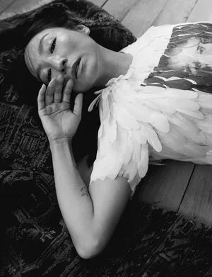 Greta Lee OnlyFans Leaked Free Thumbnail Picture - #4UuMhX3fiH