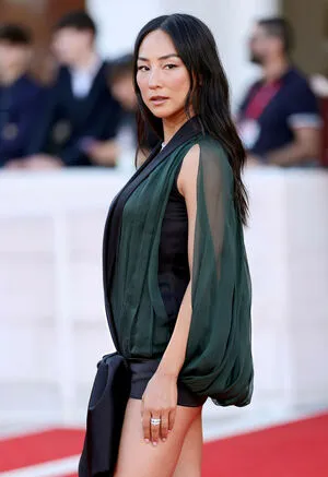 Greta Lee OnlyFans Leaked Free Thumbnail Picture - #EHgo8R69Iz