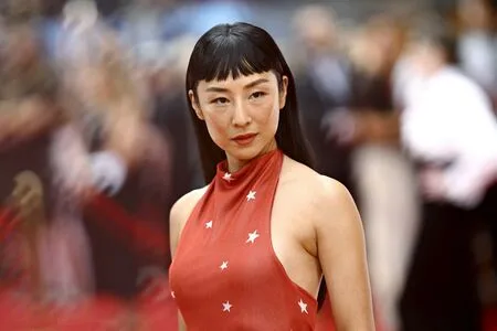 Greta Lee OnlyFans Leaked Free Thumbnail Picture - #OGbzs5Be3D