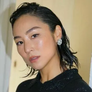 Greta Lee OnlyFans Leaked Free Thumbnail Picture - #a6uNrVF4JI