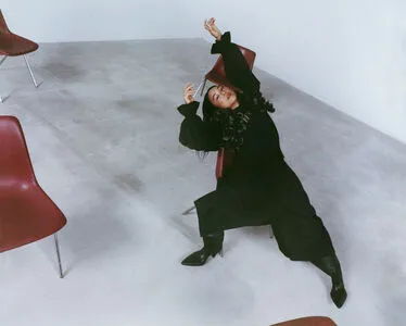 Greta Lee OnlyFans Leaked Free Thumbnail Picture - #rLm5Q8QuZn