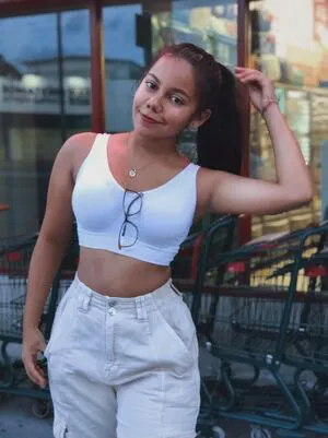 Gretell Flores OnlyFans Leaked Free Thumbnail Picture - #FLIaQkQZdx