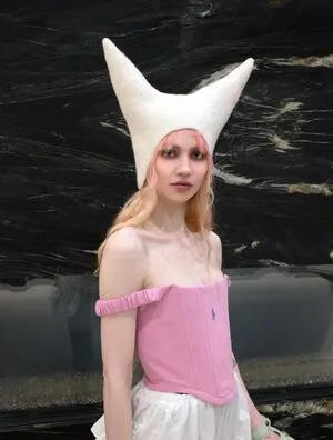 Grimes OnlyFans Leaked Free Thumbnail Picture - #QtwFDFaaVQ