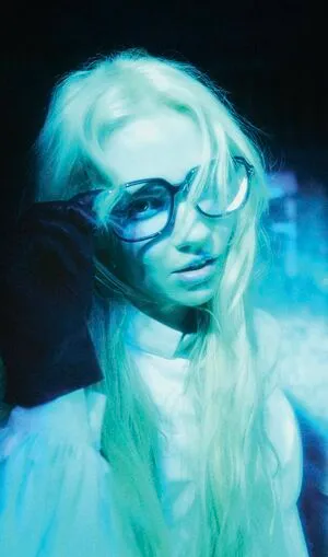 Grimes OnlyFans Leaked Free Thumbnail Picture - #Xpqu4JluZ8