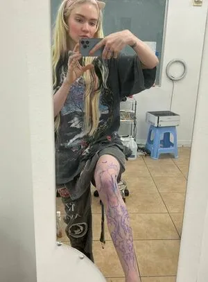 Grimes OnlyFans Leaked Free Thumbnail Picture - #kwFm3Bl7YF