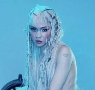 Grimes OnlyFans Leaked Free Thumbnail Picture - #rv5kAKXNBL