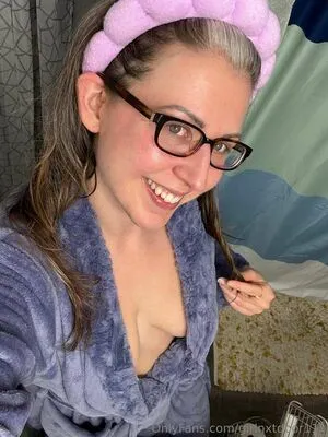 Grlnxtdoor111 OnlyFans Leaked Free Thumbnail Picture - #USgiJCDgTk