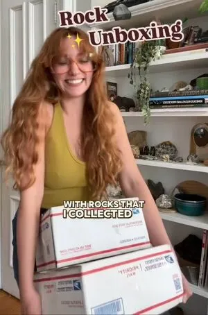 Groovygeologist OnlyFans Leaked Free Thumbnail Picture - #HcSx93uBed