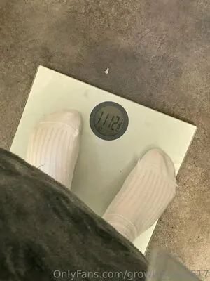 Growinggirl1617 OnlyFans Leaked Free Thumbnail Picture - #KwrM2ckdca