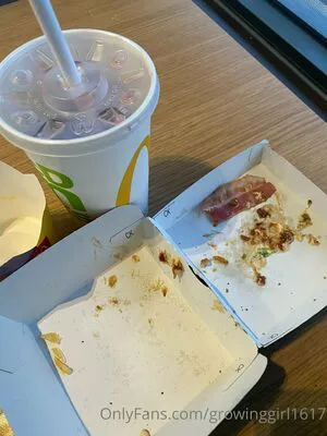 Growinggirl1617 OnlyFans Leaked Free Thumbnail Picture - #ZUDnimIKLe