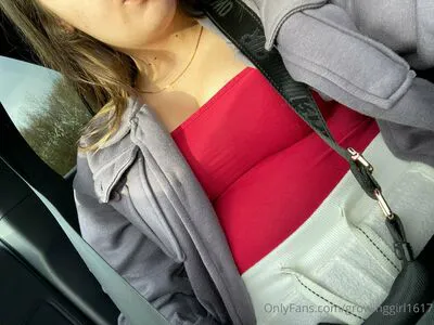 Growinggirl1617 OnlyFans Leaked Free Thumbnail Picture - #jYa0fETBly