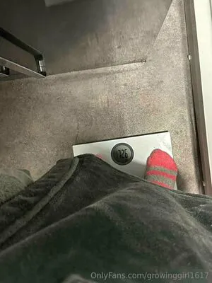Growinggirl1617 OnlyFans Leaked Free Thumbnail Picture - #yTW1iSfsCO