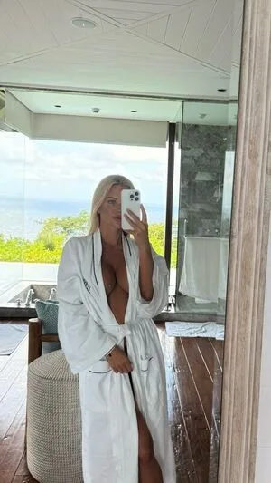 Gubernatar OnlyFans Leaked Free Thumbnail Picture - #AKRngiM3J6