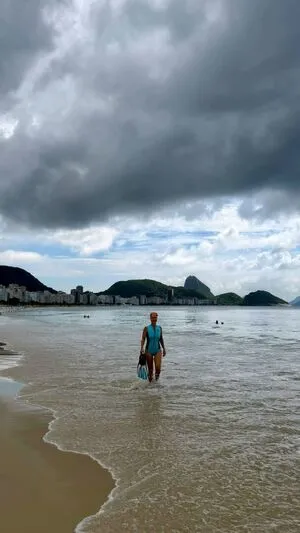 Guilhermina Guinle OnlyFans Leaked Free Thumbnail Picture - #NbNSudpeo9