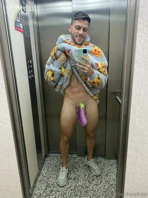 Guillechoafree OnlyFans Leaked Free Thumbnail Picture - #edERrQTOsA