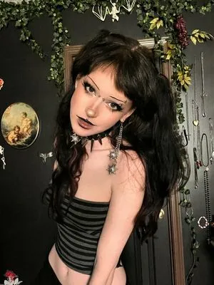 Gutknot OnlyFans Leaked Free Thumbnail Picture - #K8sUN7SWWq