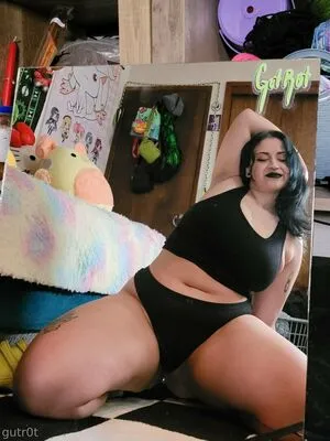 Gutr0t OnlyFans Leaked Free Thumbnail Picture - #s8WCE5I3Fg