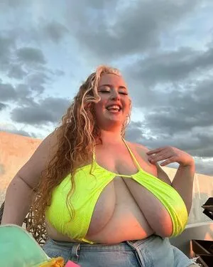 Gwen Adora OnlyFans Leaked Free Thumbnail Picture - #RVIPYm1gCh