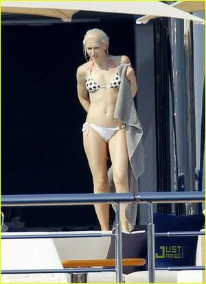Gwen Stefani OnlyFans Leaked Free Thumbnail Picture - #5lW63cdmz6